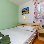 Al Mare Apartments